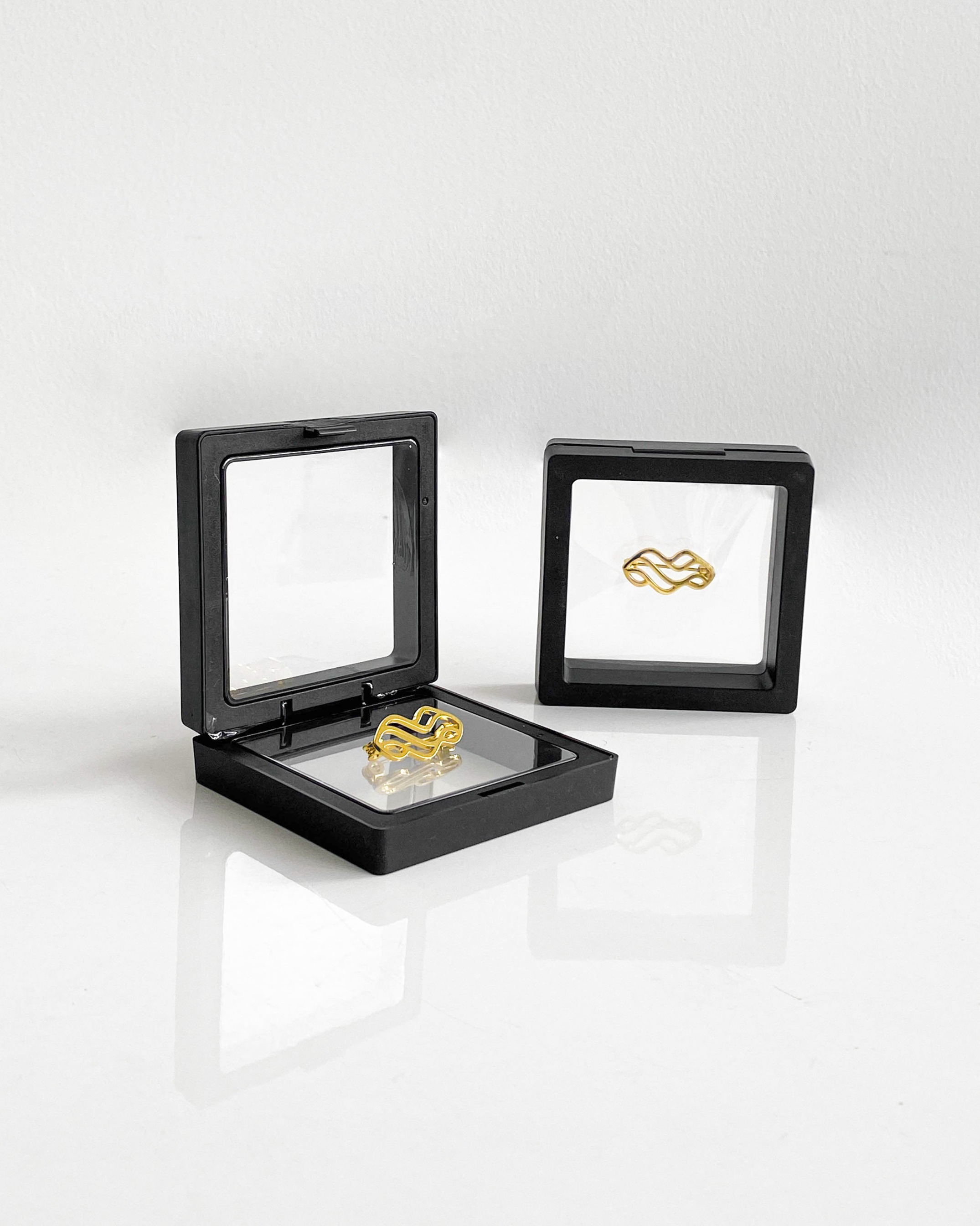 Mistyvori Signature Brooch