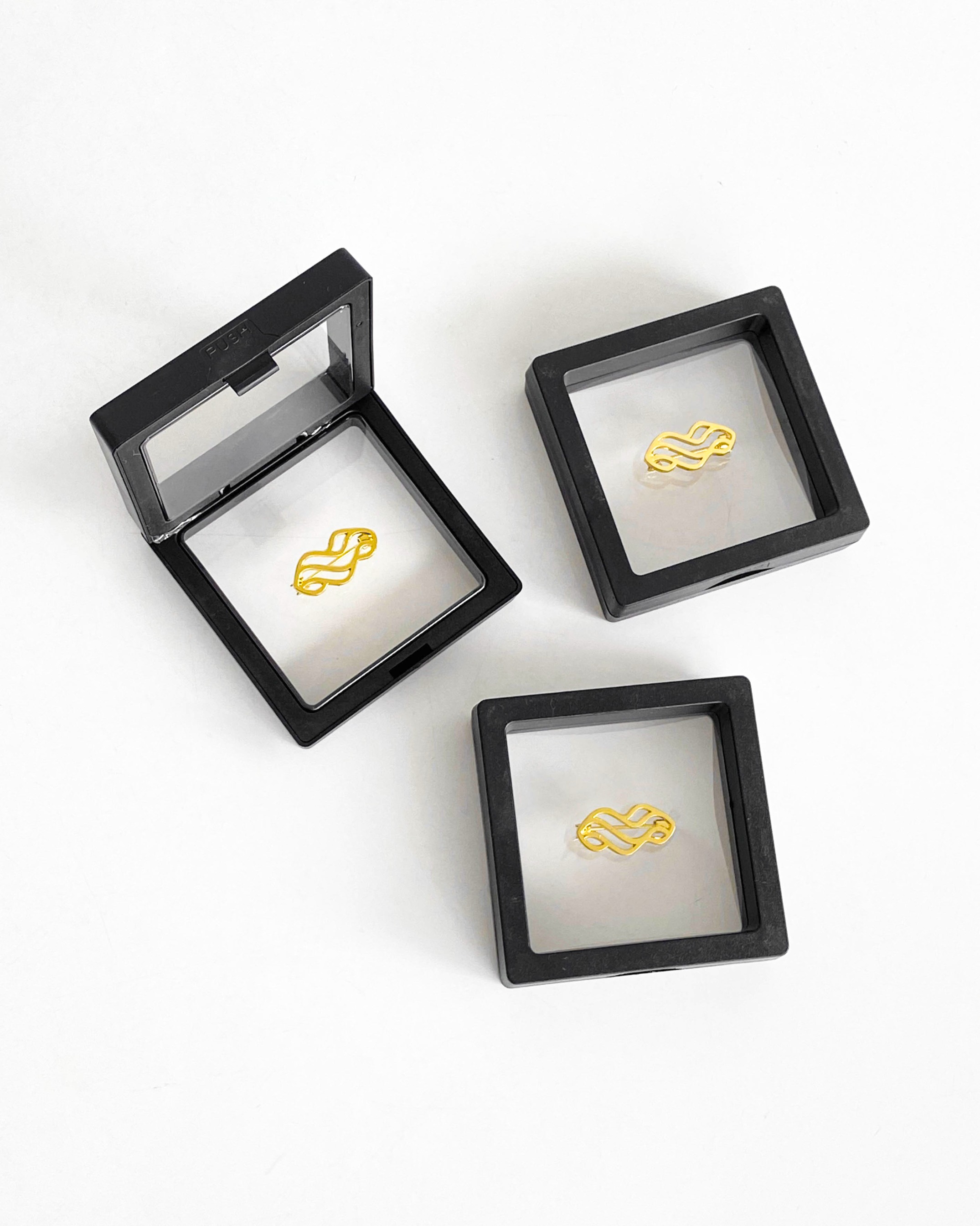 Mistyvori Signature Brooch
