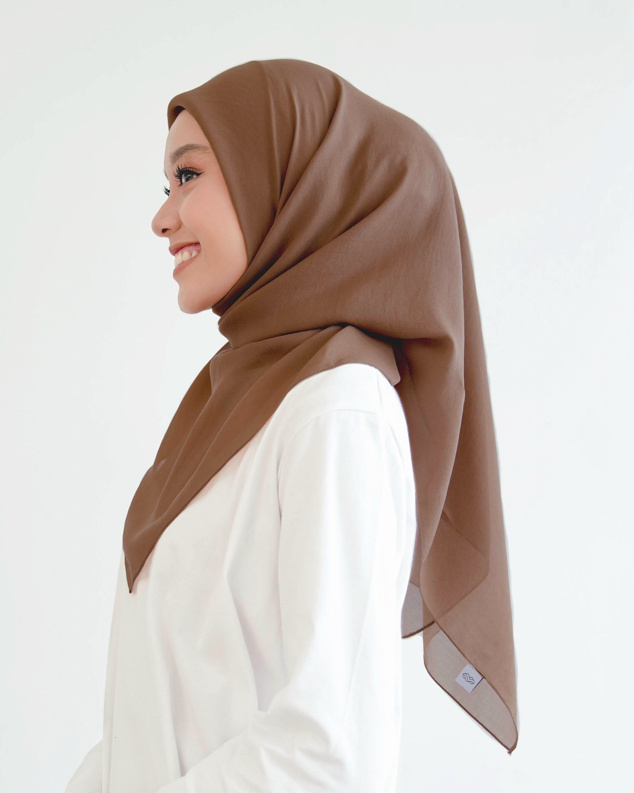 Elle Scarf