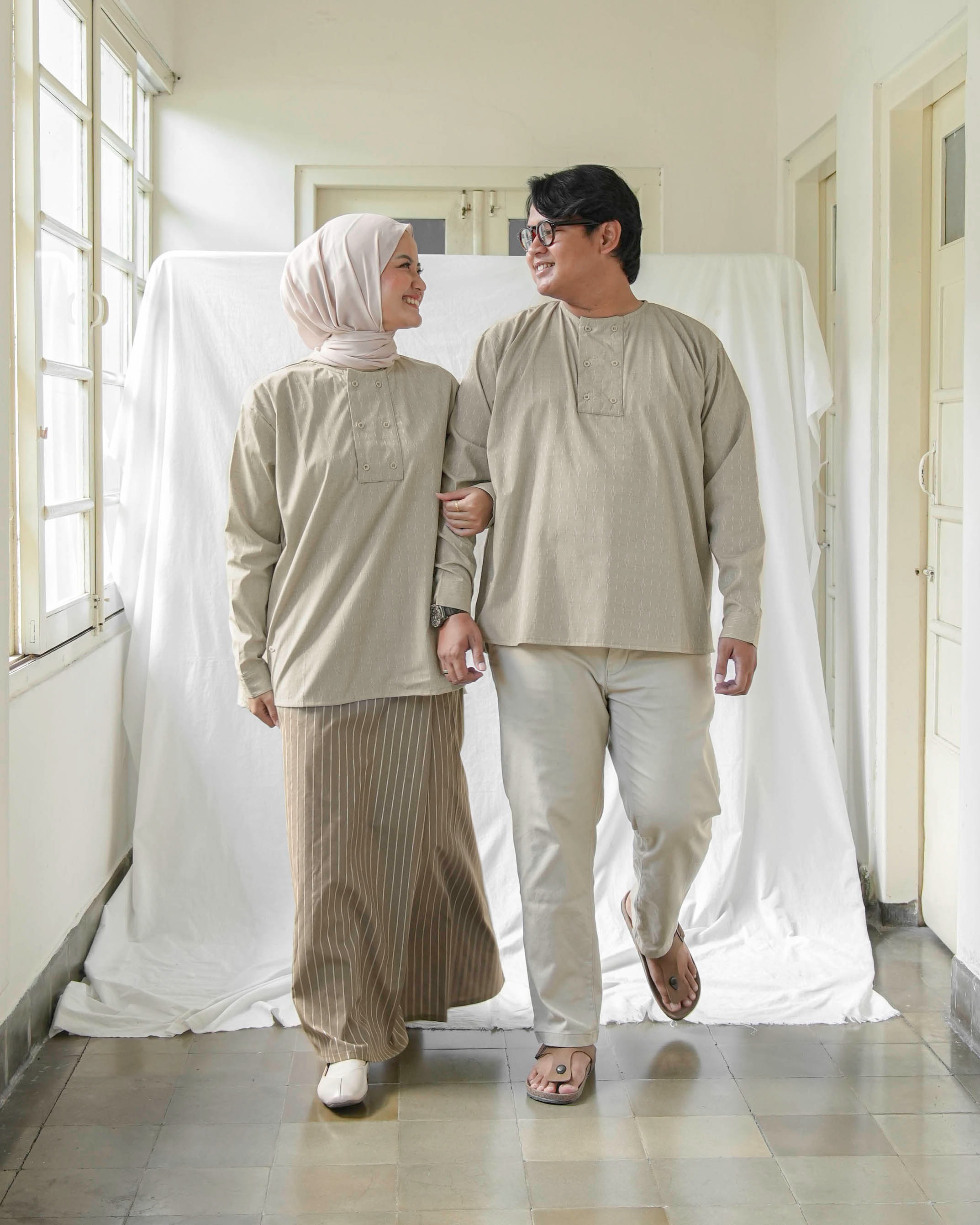 Ruma Mid Button (Unisex)