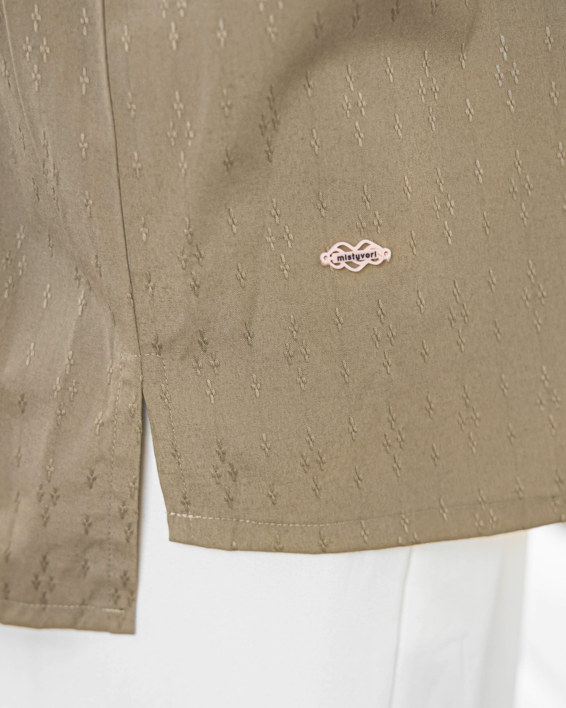 Ruma Mid Button (Unisex)