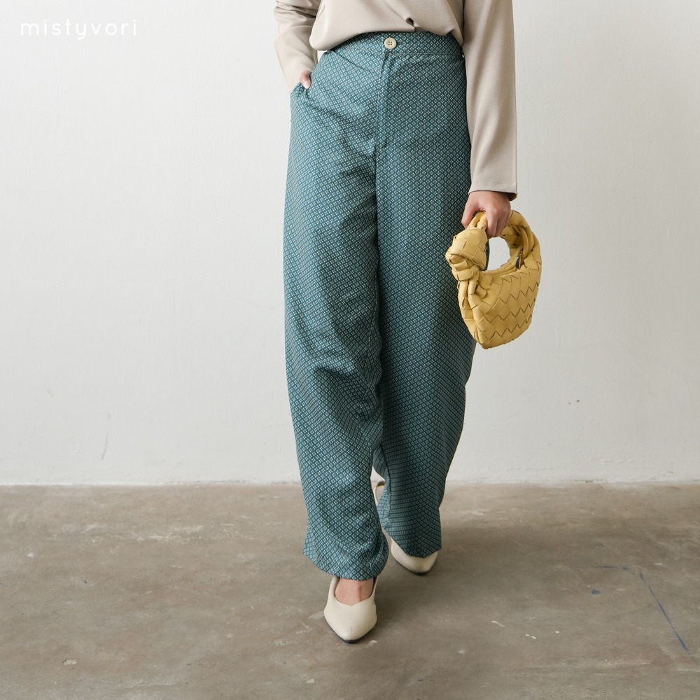 Gauri Pants