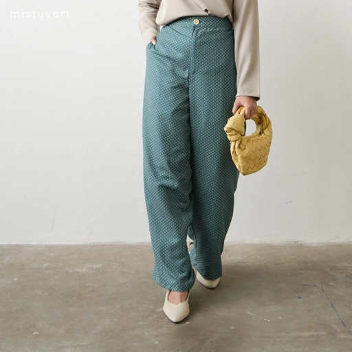 Image of Gauri Pants