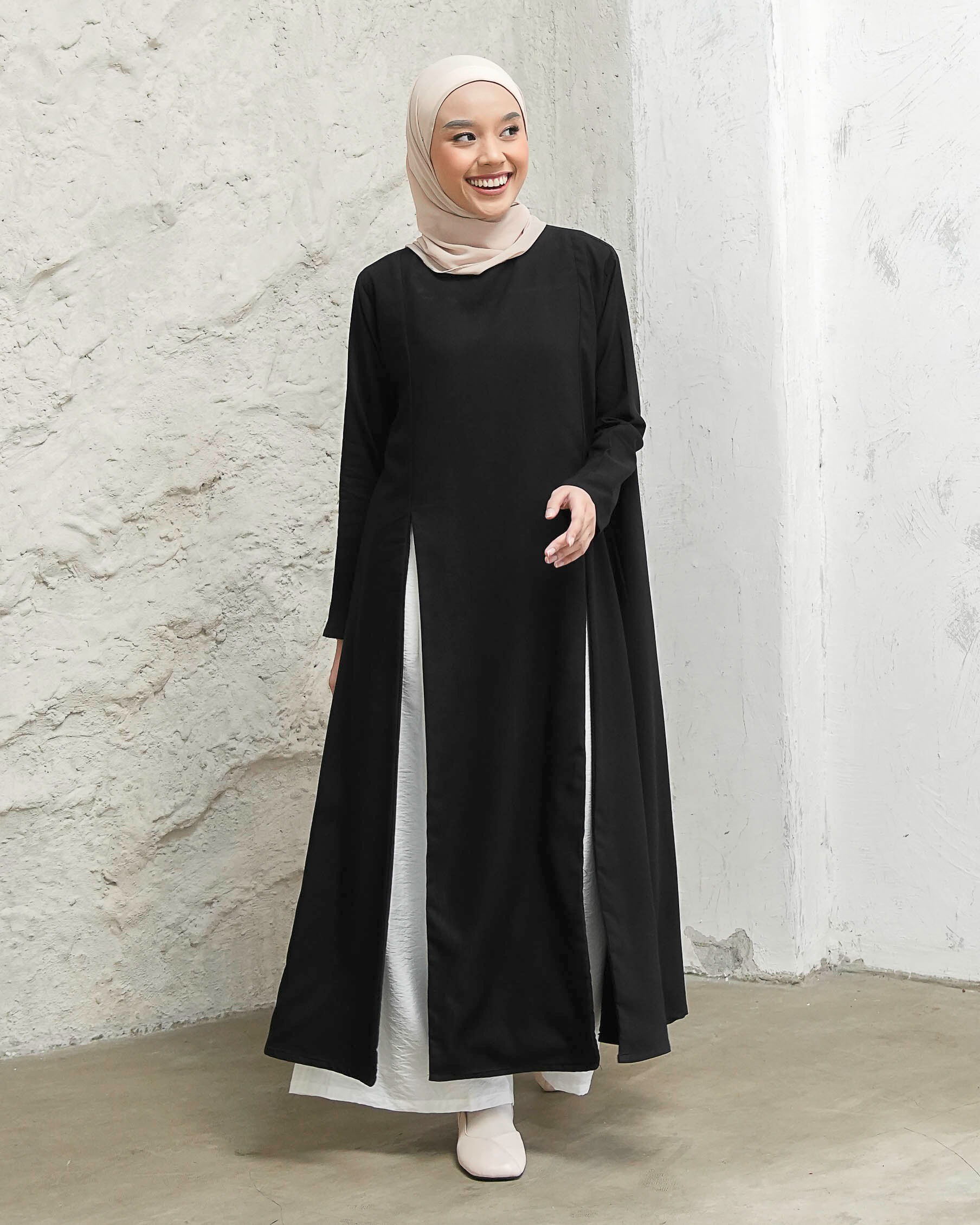 Rana Tunik