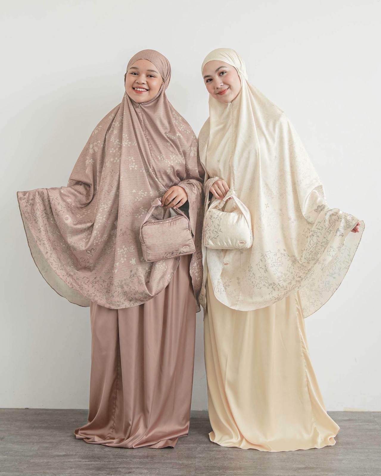 Serene Praying Set