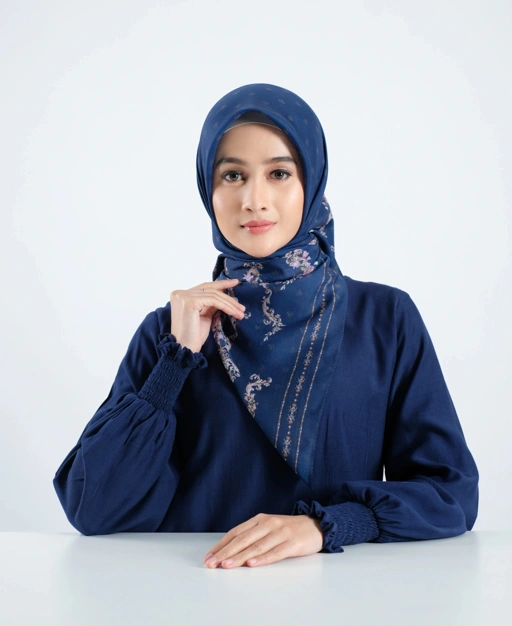 Image of Puspa Scarf - Navy