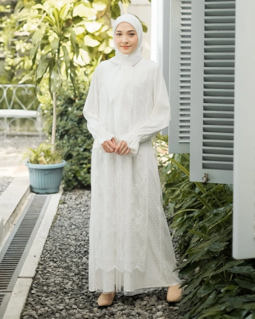 Image of Saffana Outer - Off White