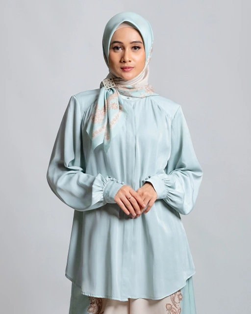Image of Shofi Blouse Seafoam
