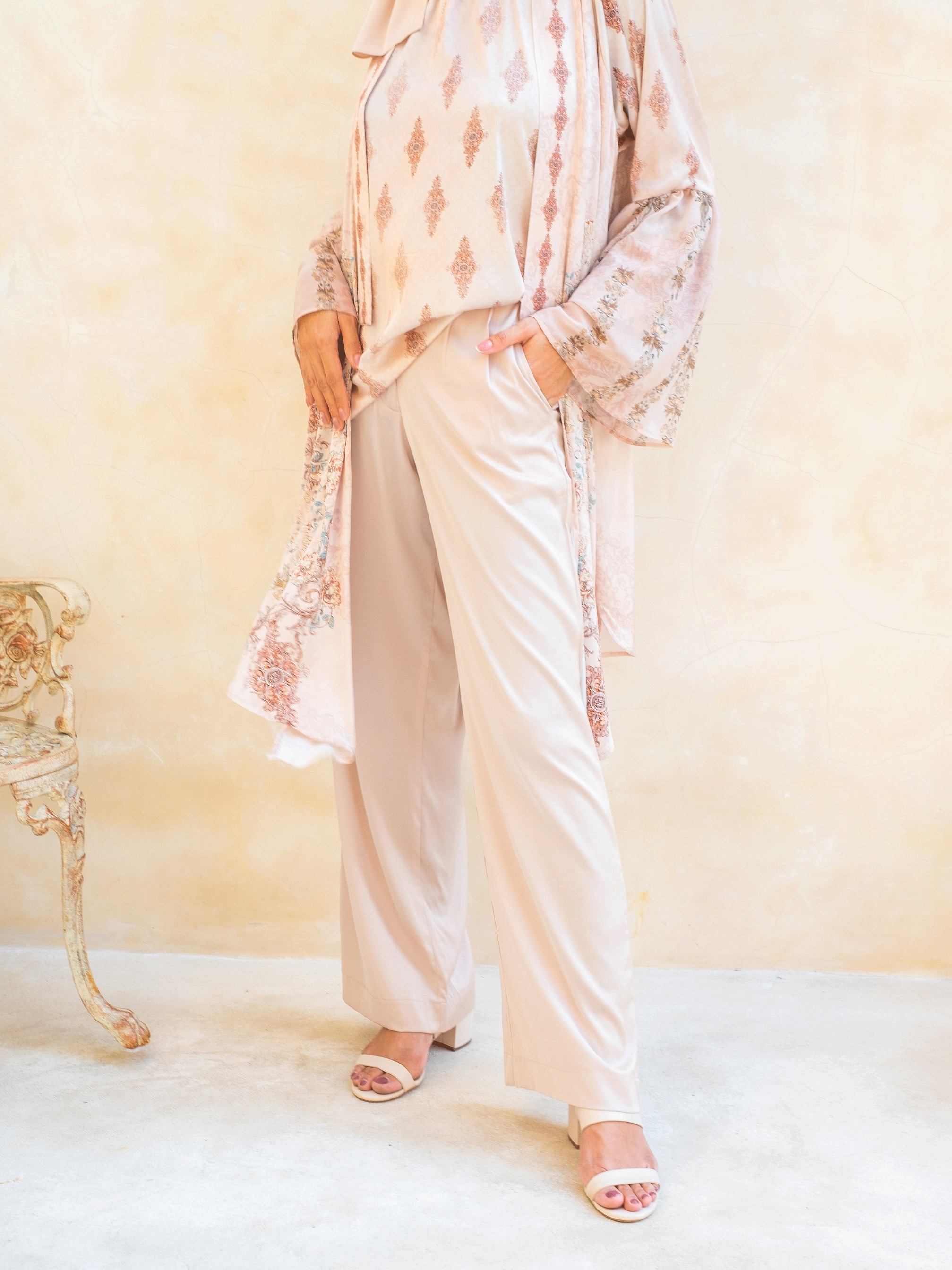 Image of Abreana Pant