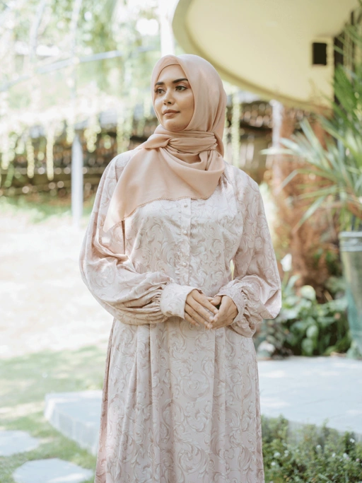 Image of Mikha Dress