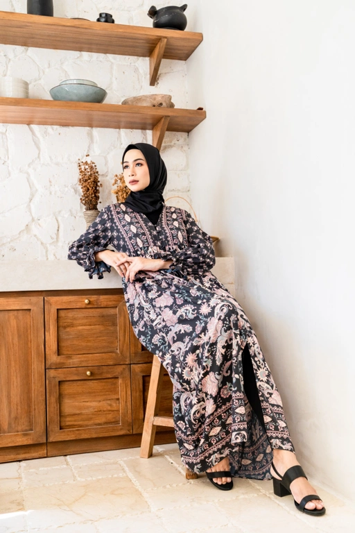 Image of  Eshal - Elnara Dress Black