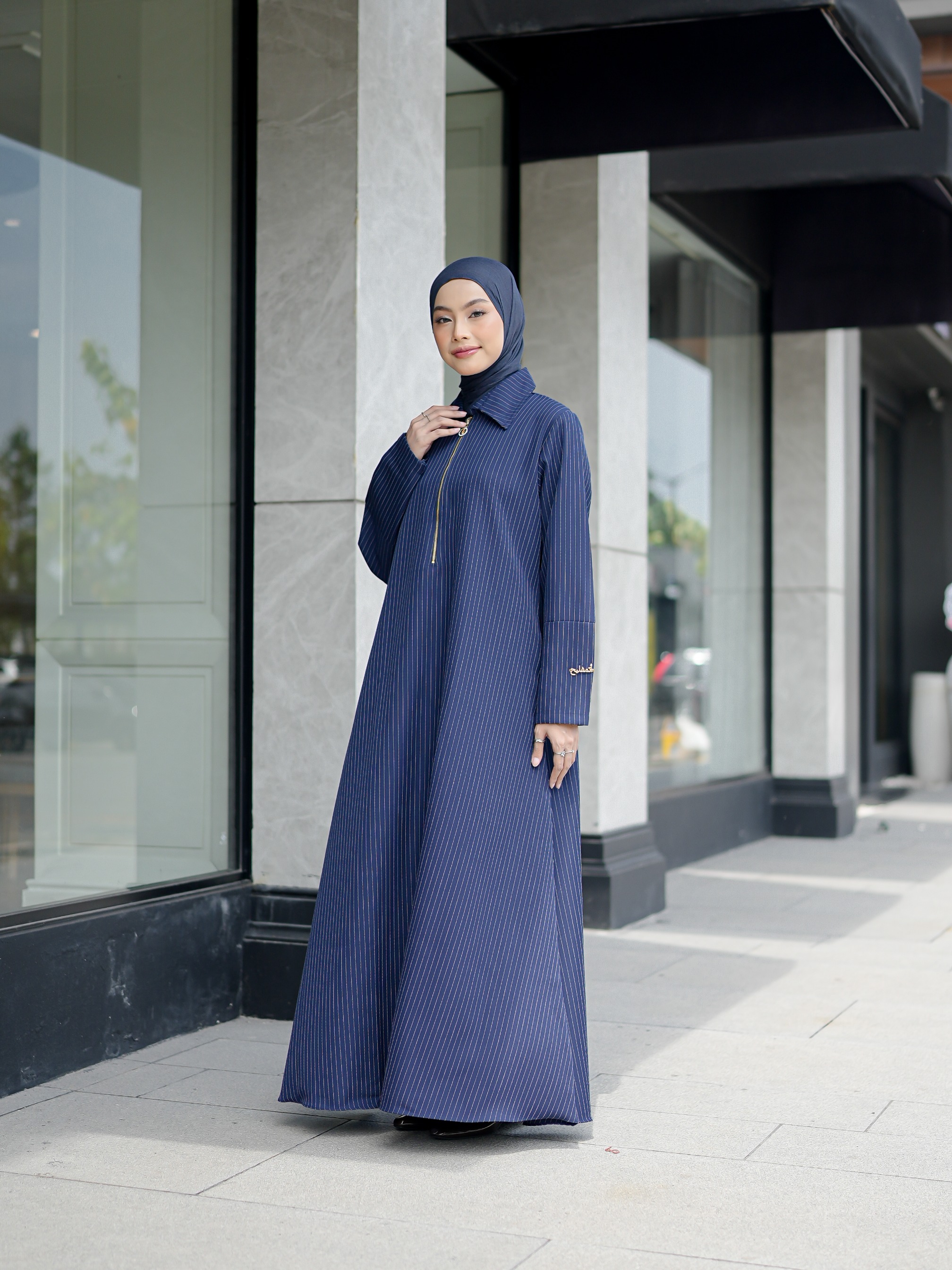 Elvara Dress