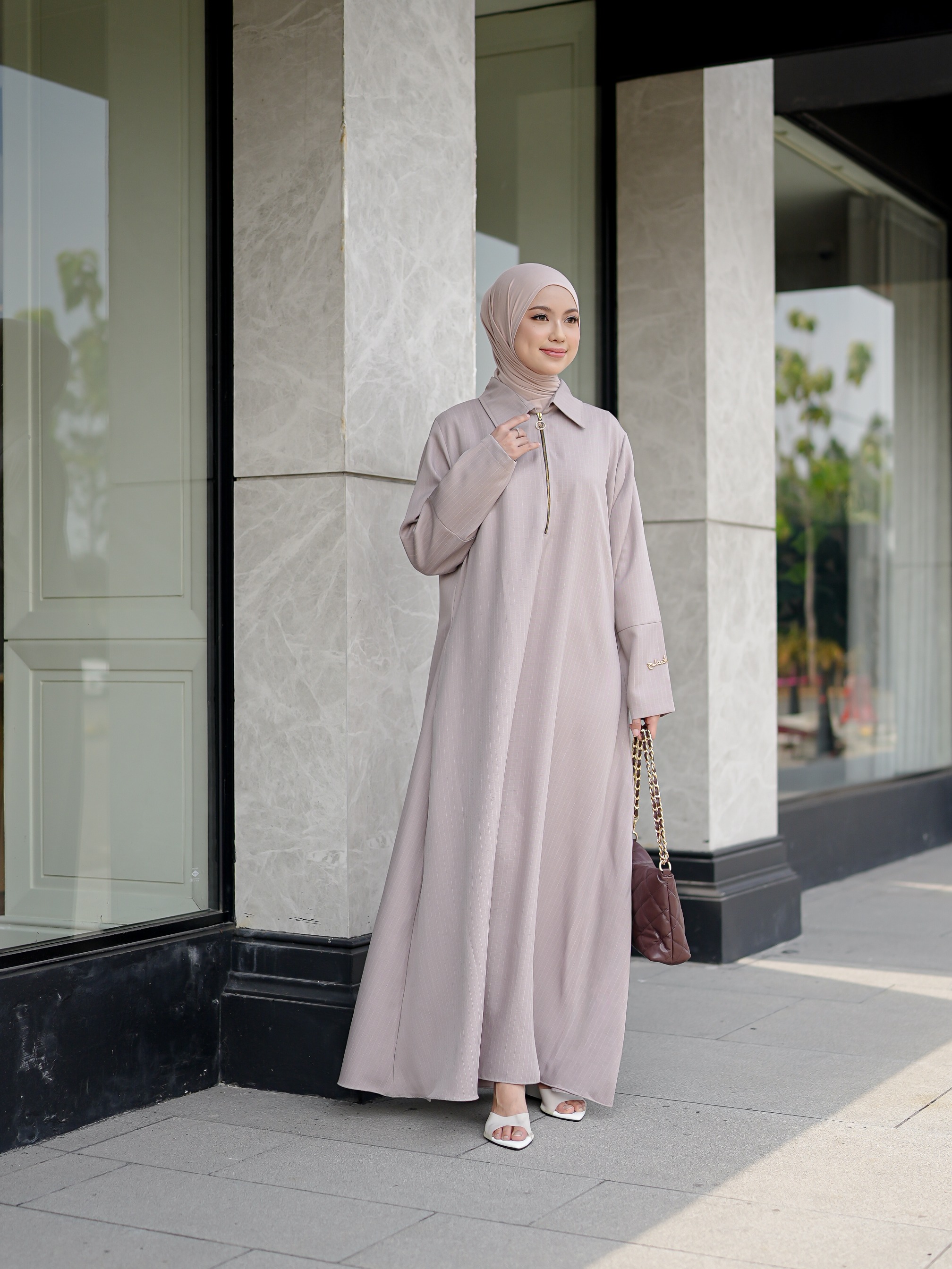 Elvara Dress