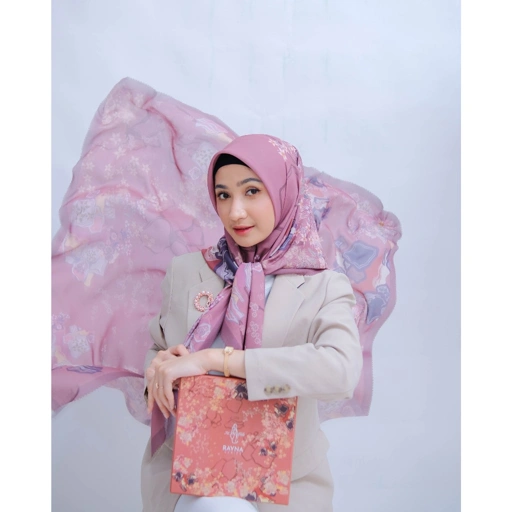 Image of Rayna Scarf