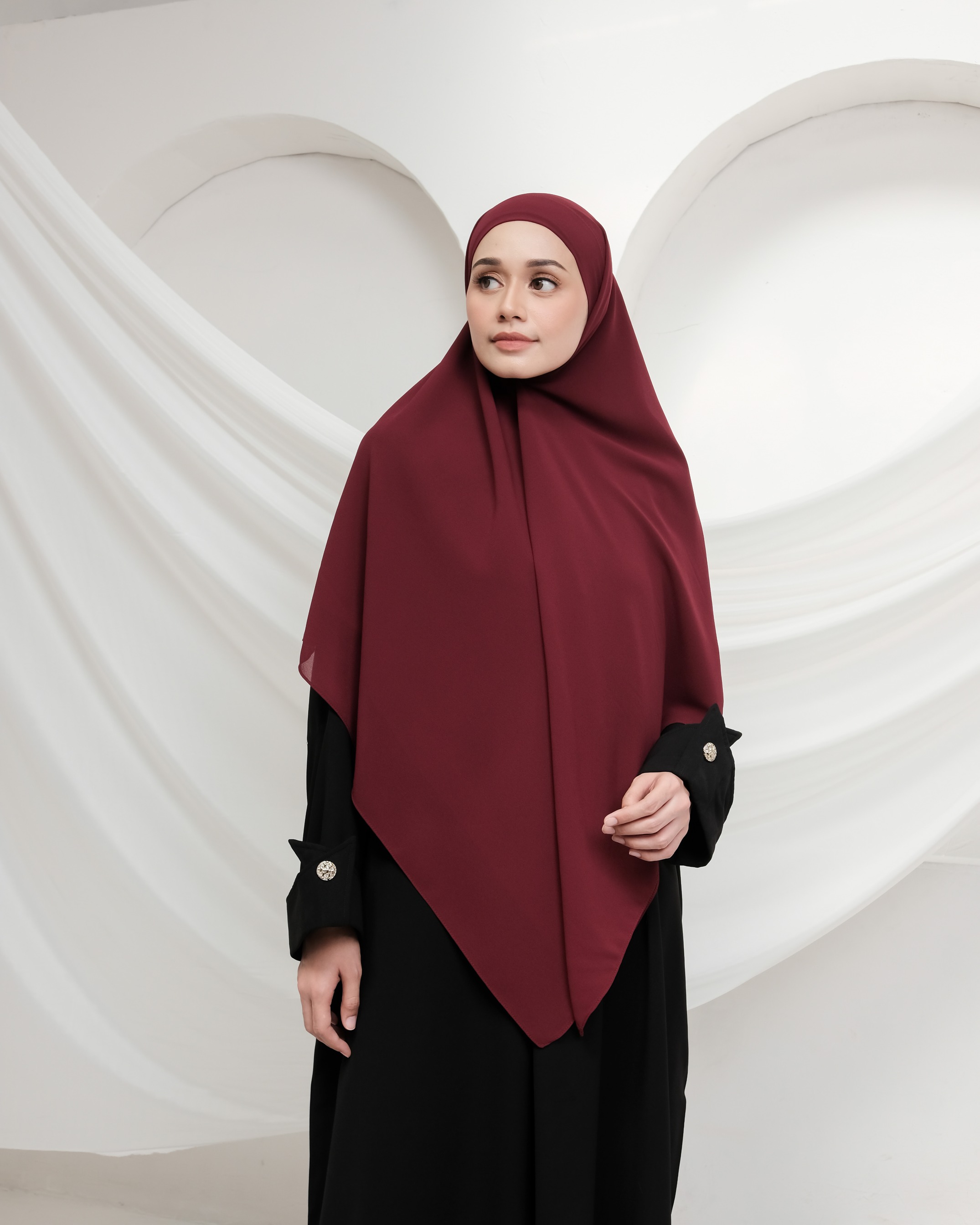 Elmeera Abaya
