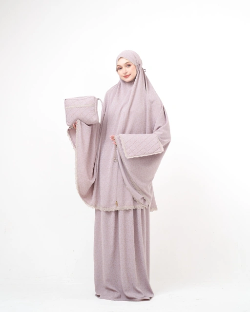 Image of Mukena Sakinah B | Premium Silk Prayer Set