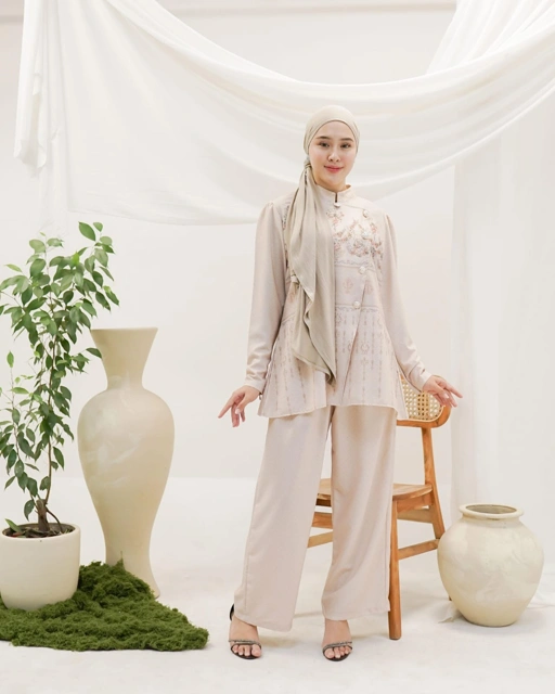 Image of Ayara One Set | One Set Daily By At_muflih