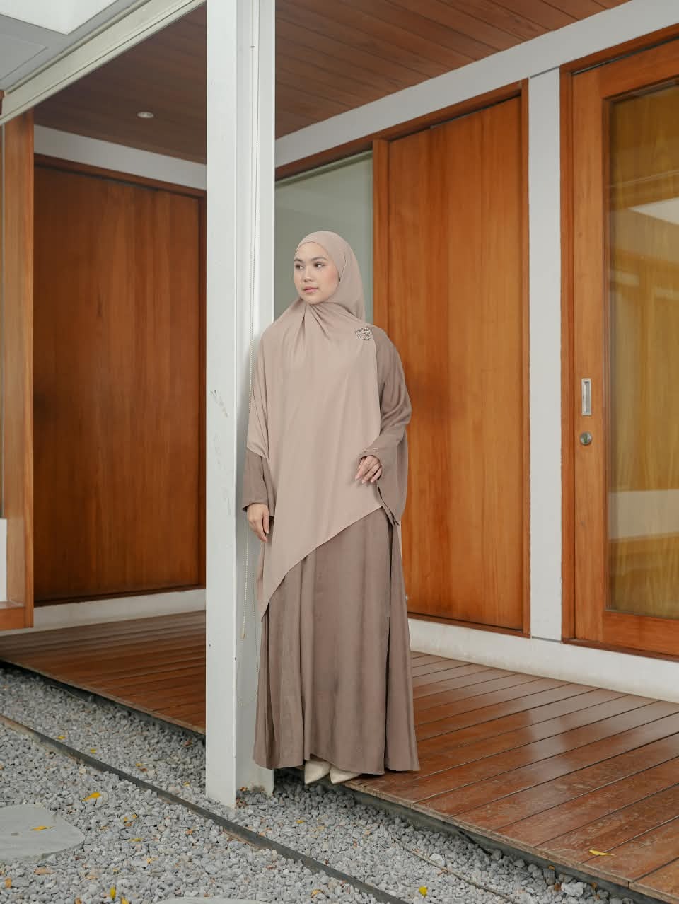 Ruqqaya Abaya
