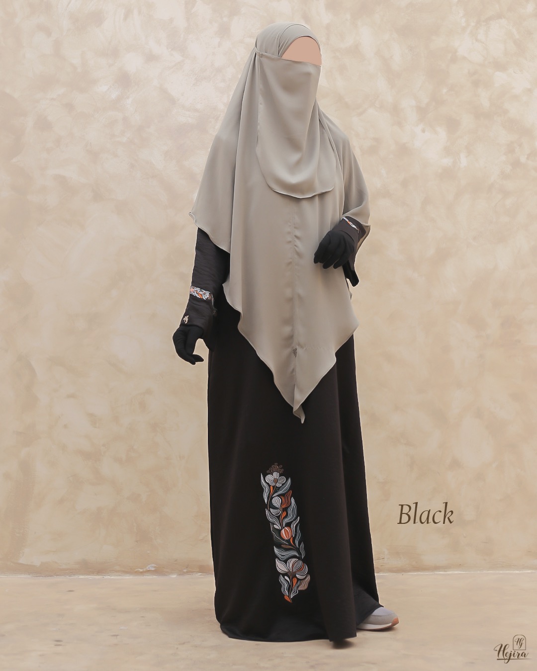 Hejira The Signature Embroidery EVARA Abaya Cupro Look