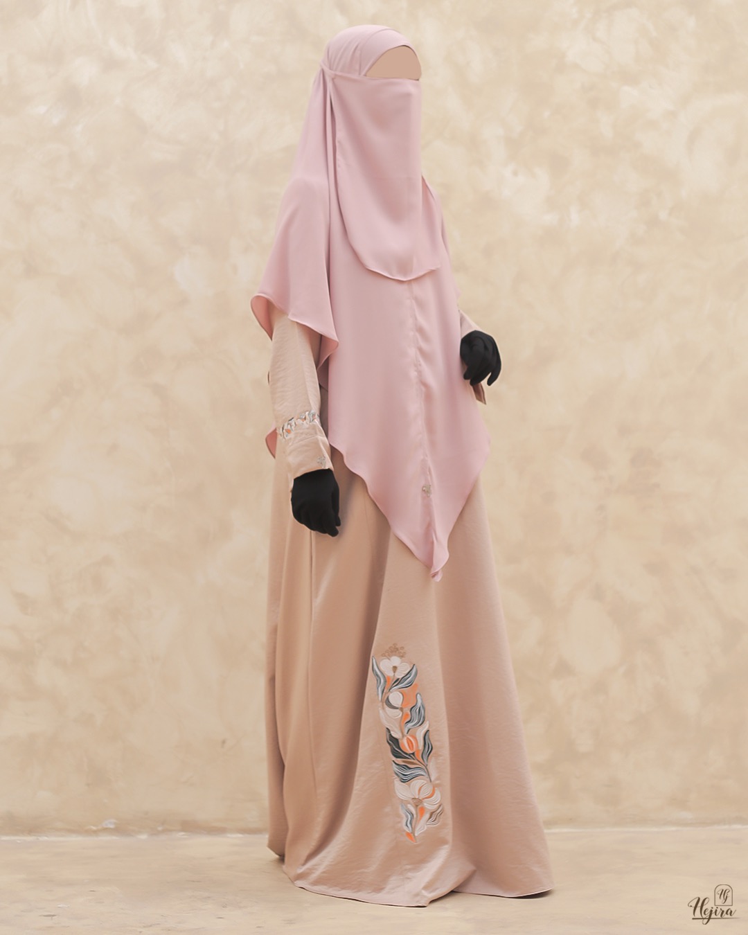 Hejira The Signature Embroidery EVARA Abaya Cupro Look