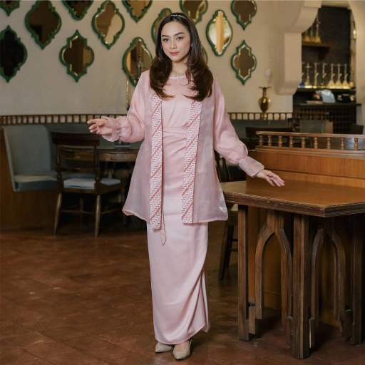 Image of One Set Clarissa