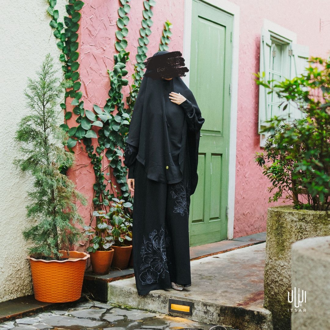 Samarra Embroidery Abaya
