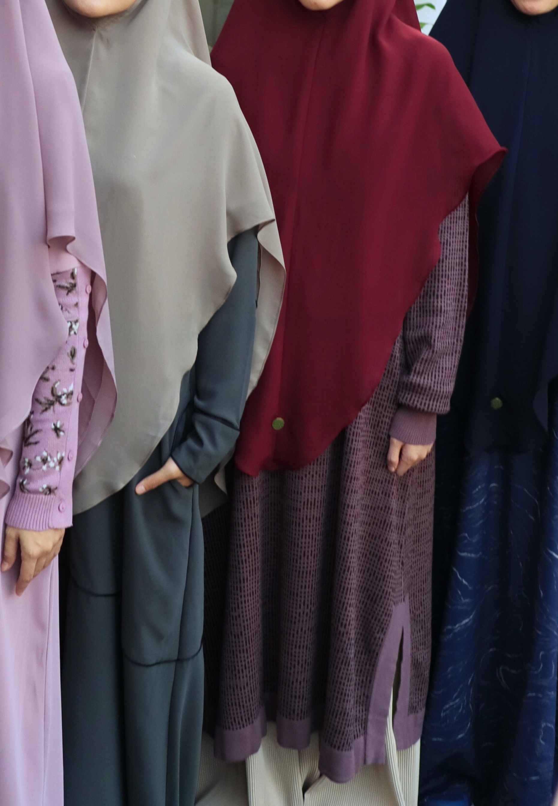Aden Layer khimar (Itsar Syar'i x Wardah)