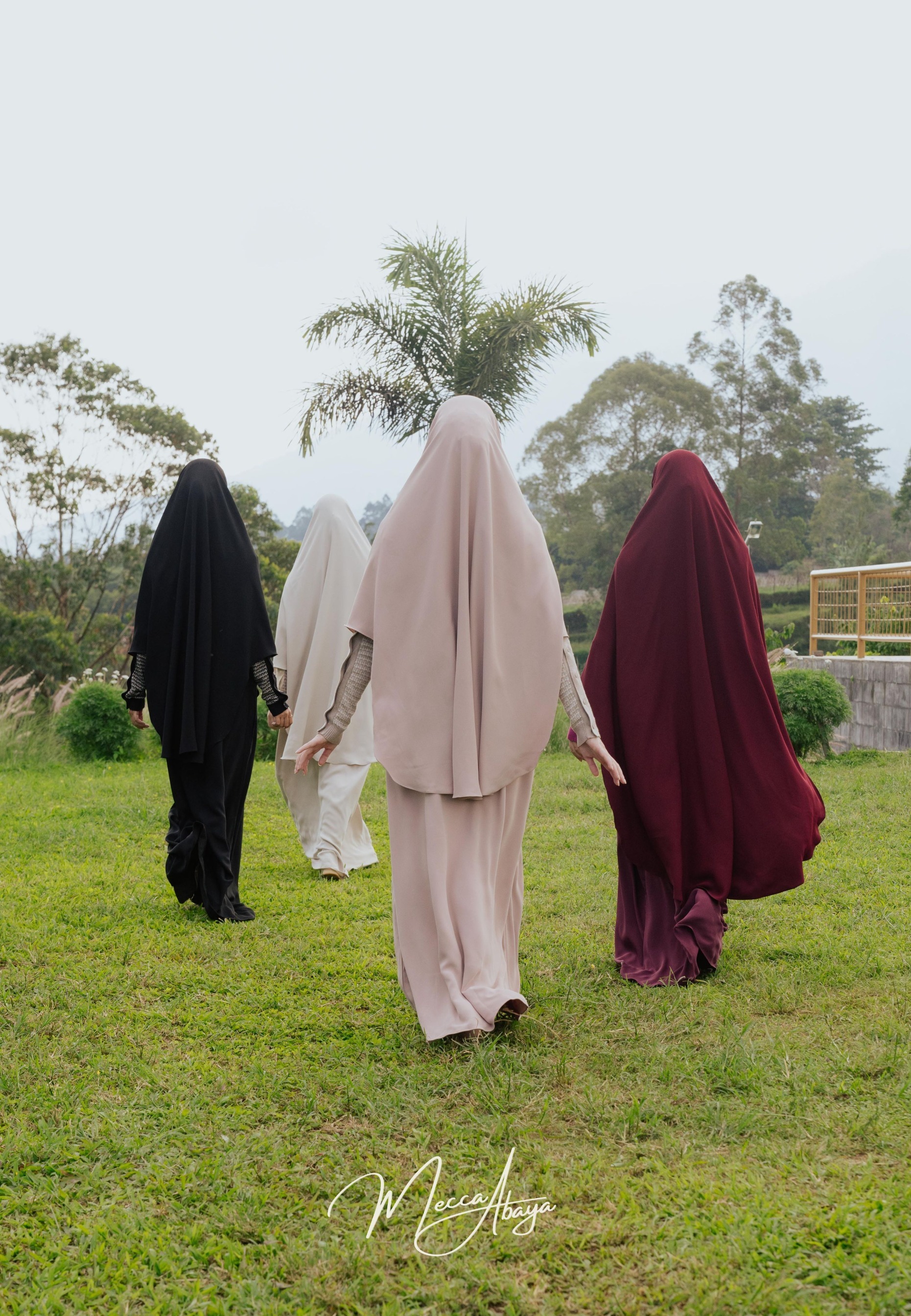 Mecca Chic Knit Abaya