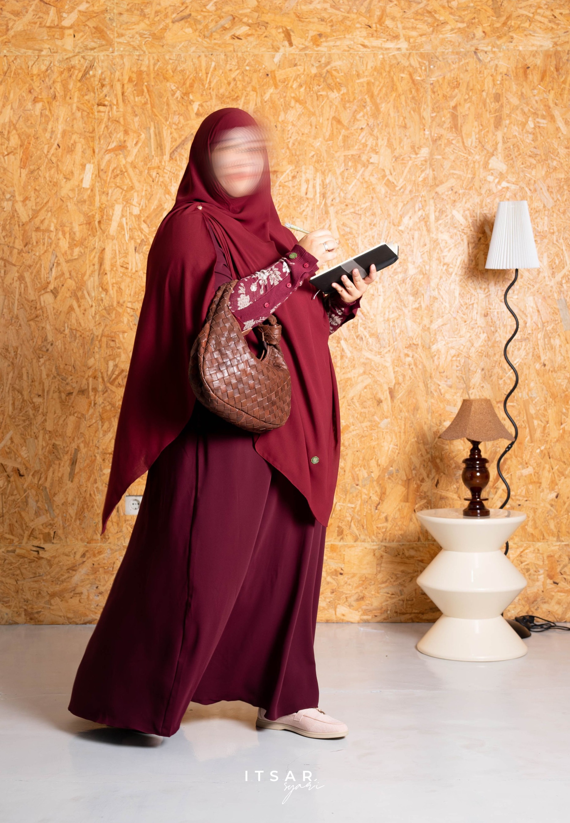 Mecca Floral Knit Abaya