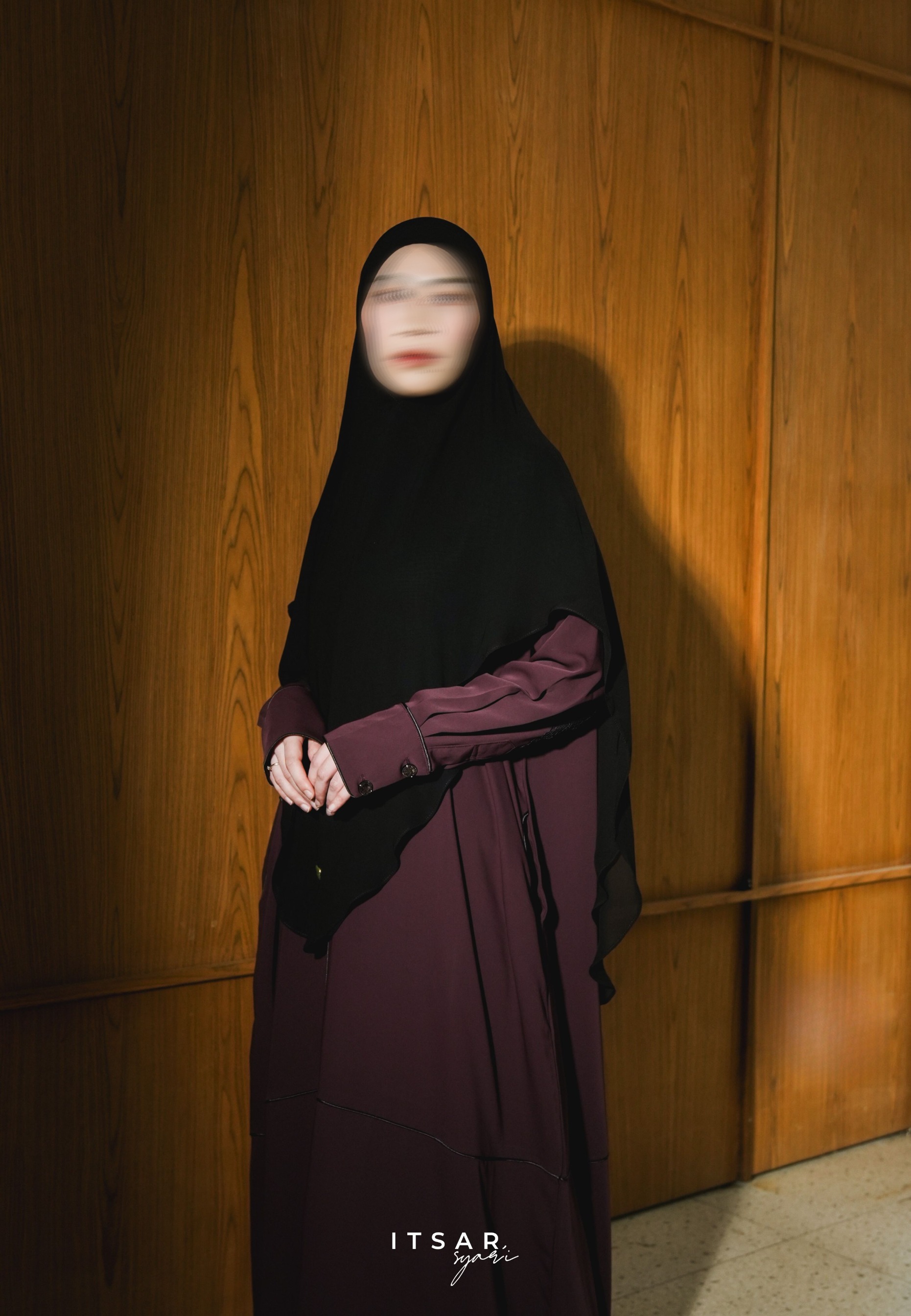 Najran Piping Lace Abaya