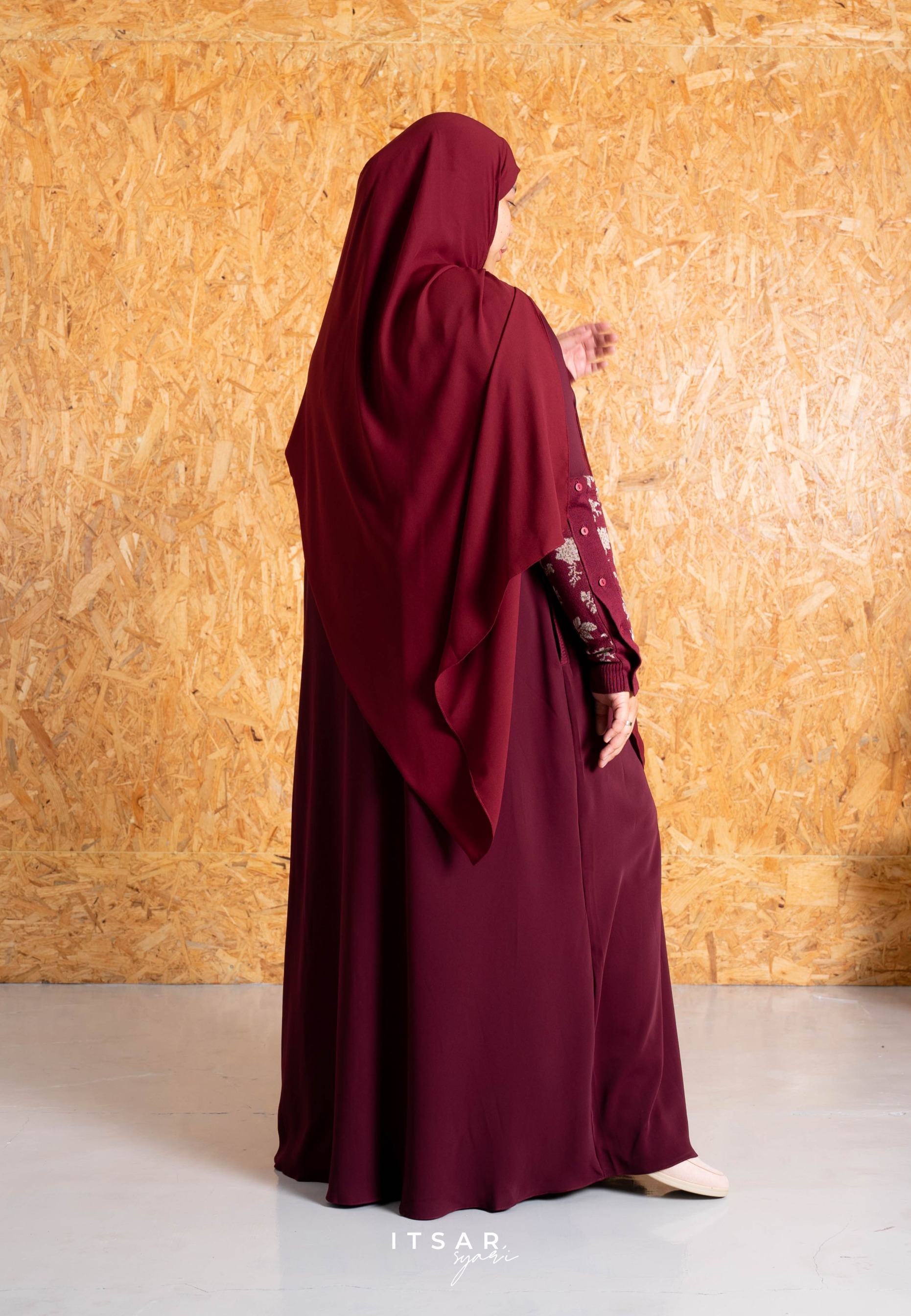 Mecca Floral Knit Abaya