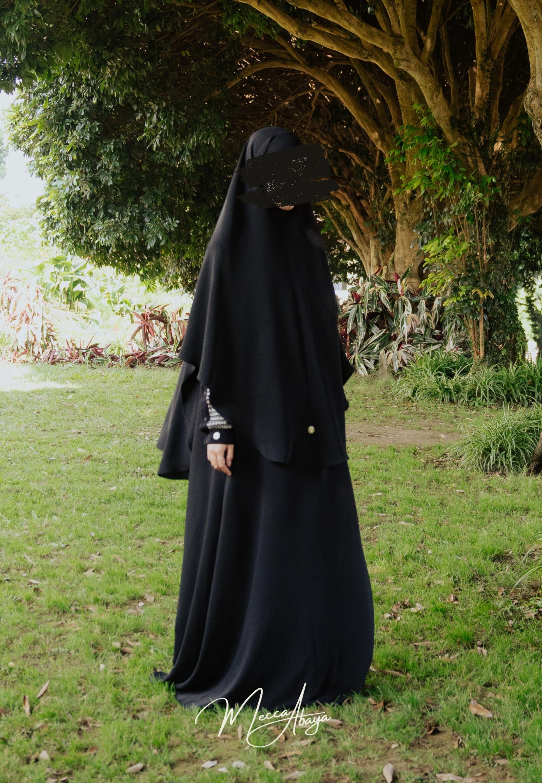 Mecca Chic Knit Abaya
