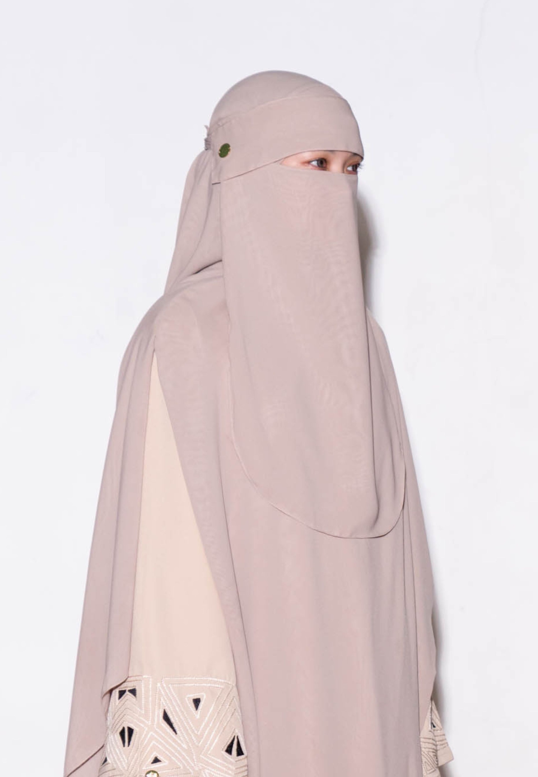 Safia Niqob