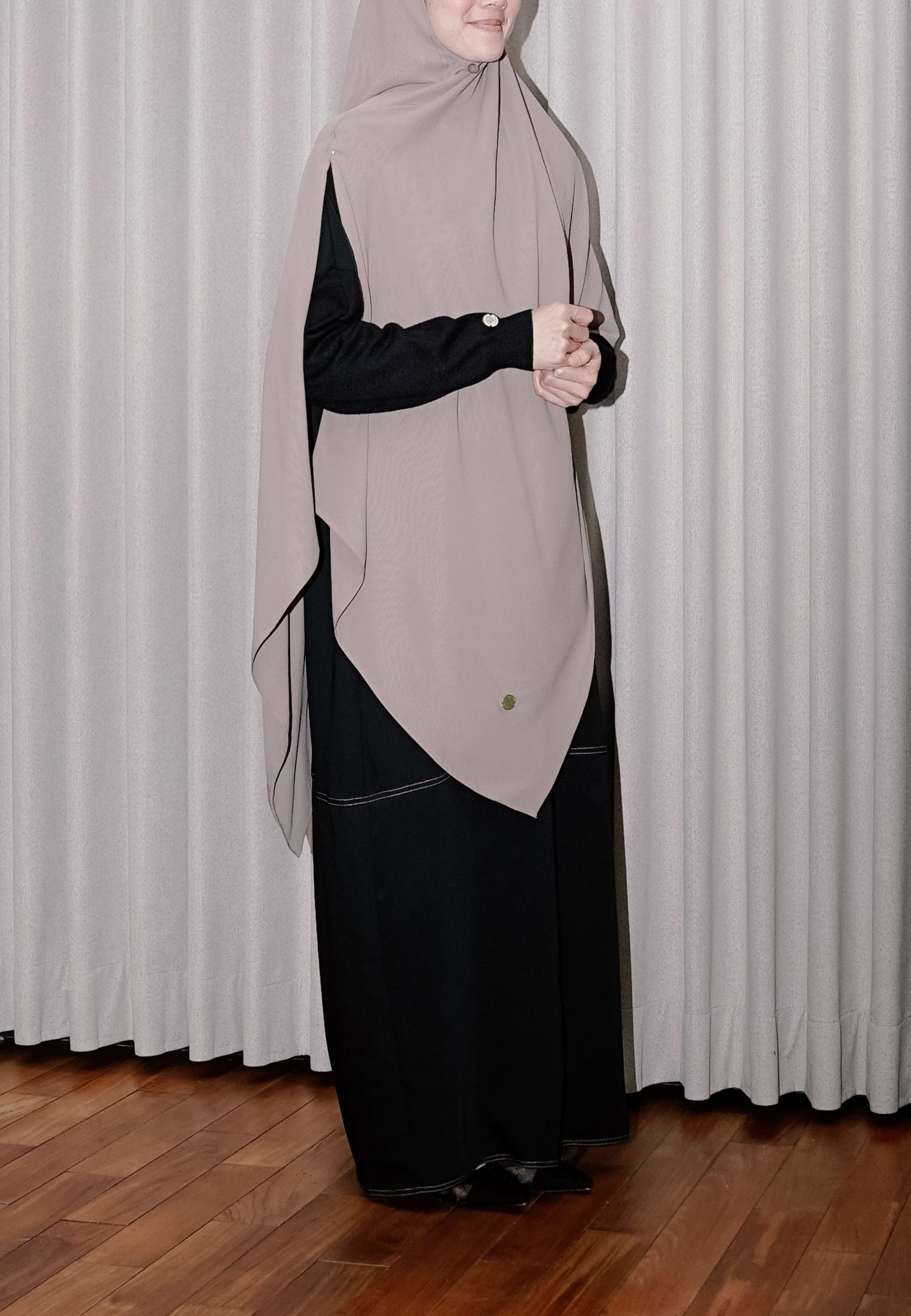 The Casa Basic Knit Abaya