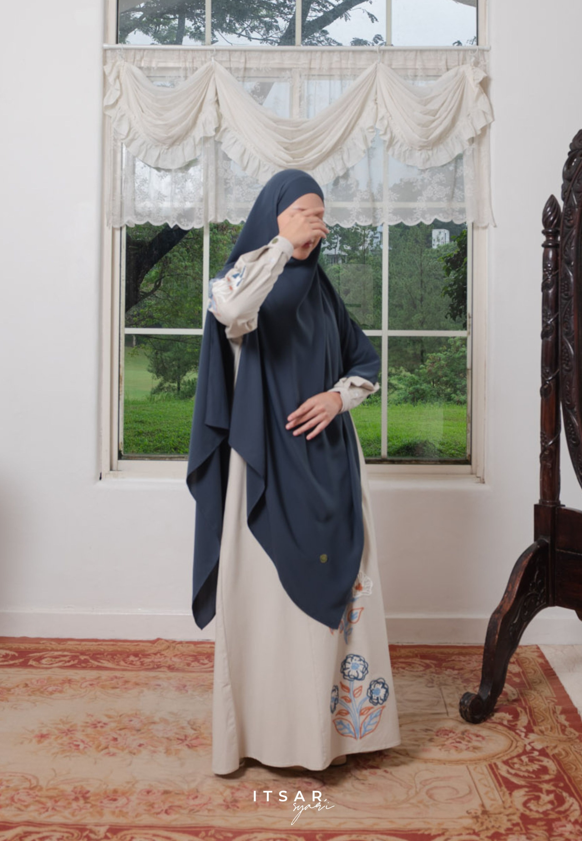 Mila Jardin Women Abaya - Jardin de Flores