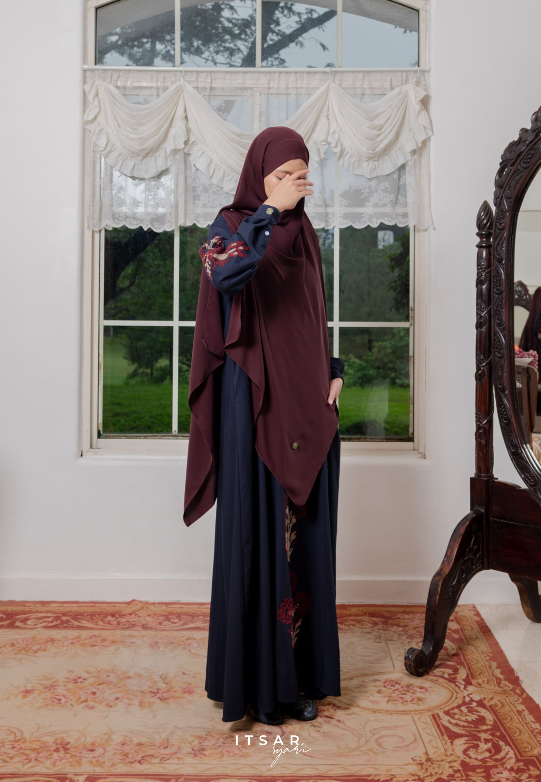 Mila Jardin Women Abaya - Jardin de Flores
