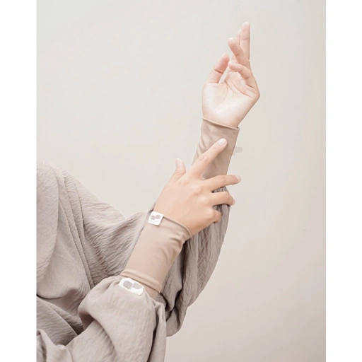 Image of Hada Handsock