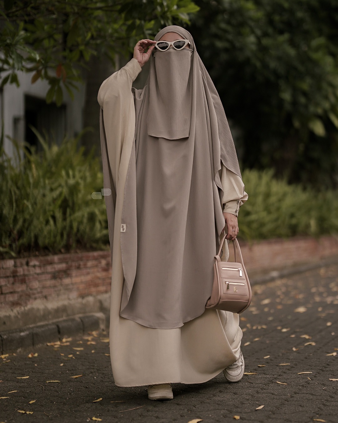 Hava Abaya Set French Khimar Free Cadar
