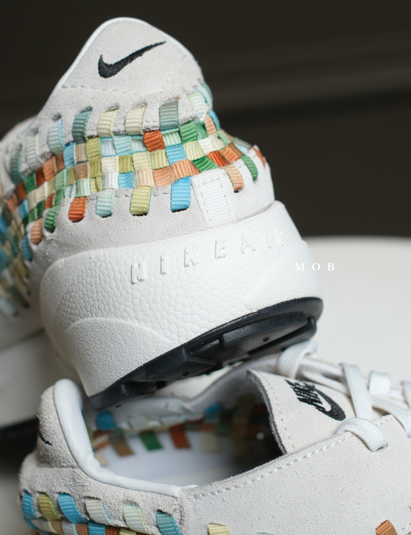 NKSSH03002C Air Footscape Woven Premium Shoes Summit White