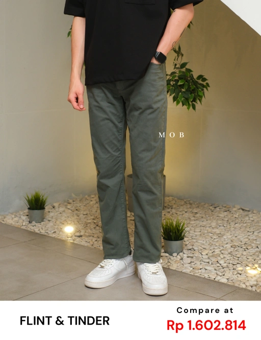 Image of F&TPT04008 365 Straight Fit Pants Grey Green