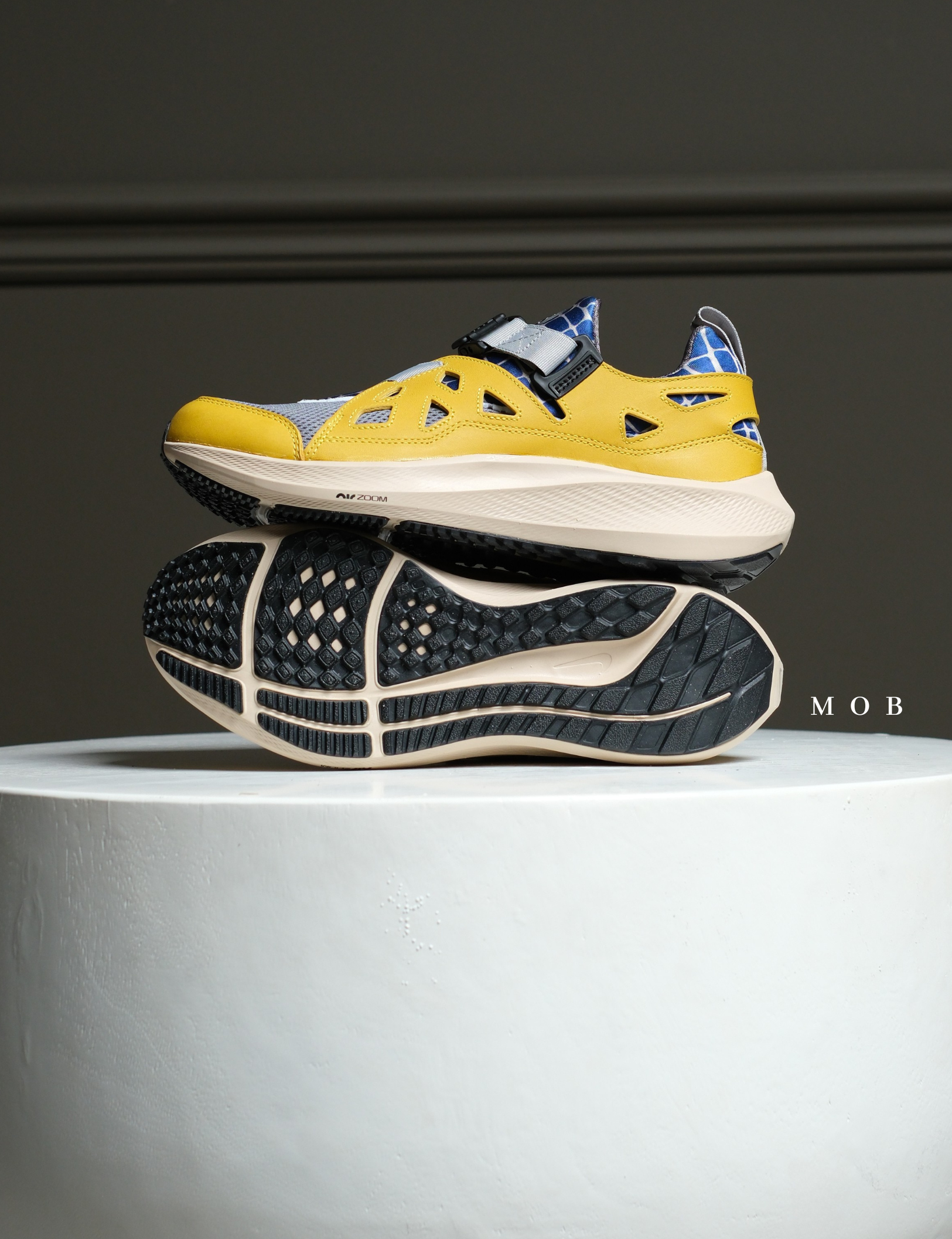 NKSSH03025A Patta x Air Huarache 20Y24 Shoes Saffron Quartz