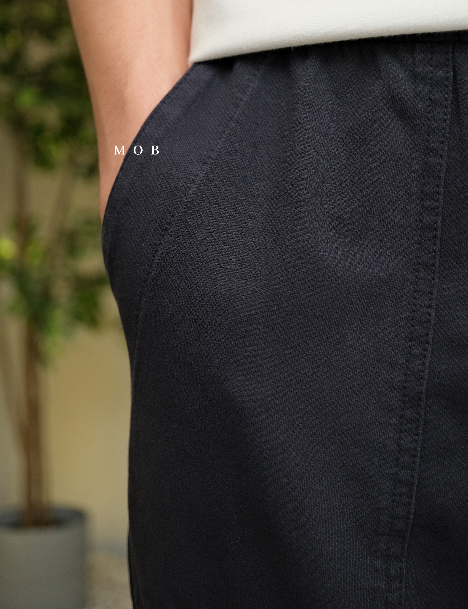 UNQPT1203 Ankle Pants Navy