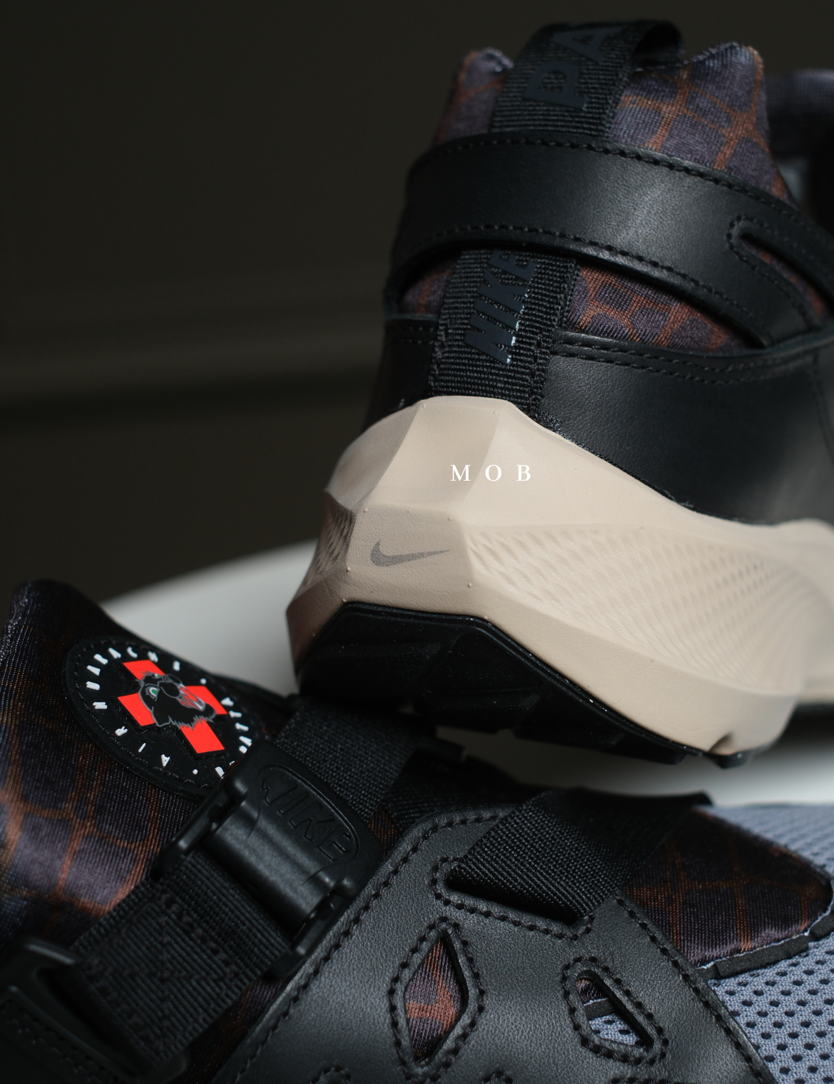 NKSSH03025B Patta x Air Huarache 20Y24 Shoes Black Cool Grey (40 ONLY)