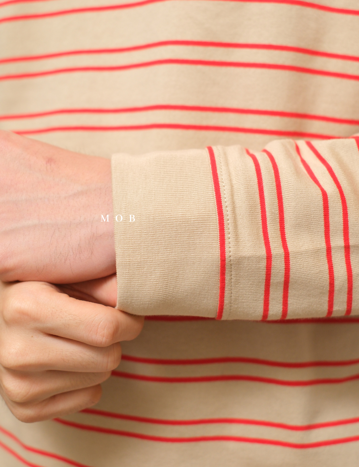 MODLST01001A Relaxed Stripe LS Tee Beige Red