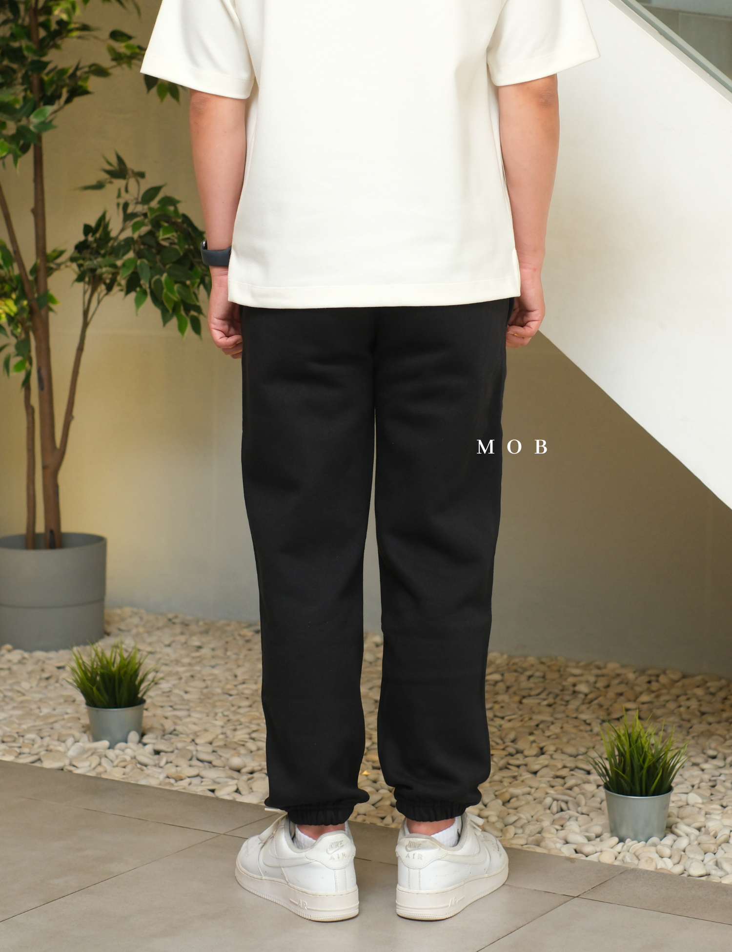 NKPT01001 Lab's Solo Swoosh Fleece Pants Black
