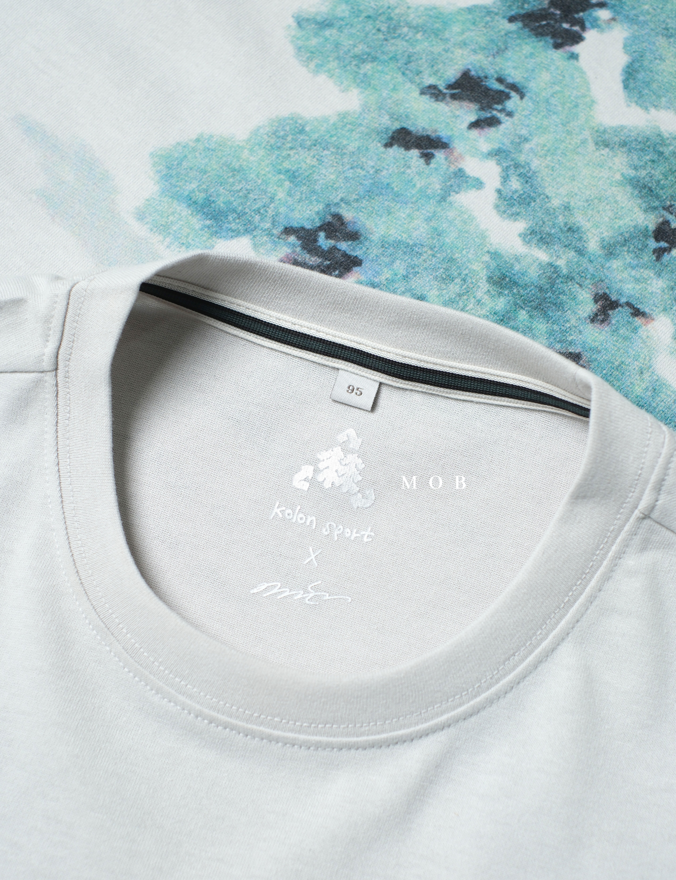 KOL01SST001-002 Kolon X Lee Kyu-tae Evergreen Tree SS Tee Greige