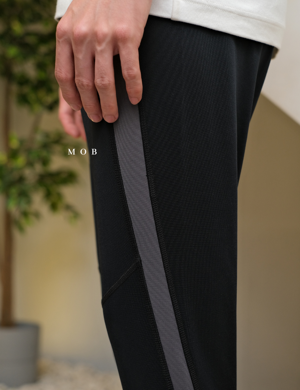 AIMPT04001 Track Pants Black
