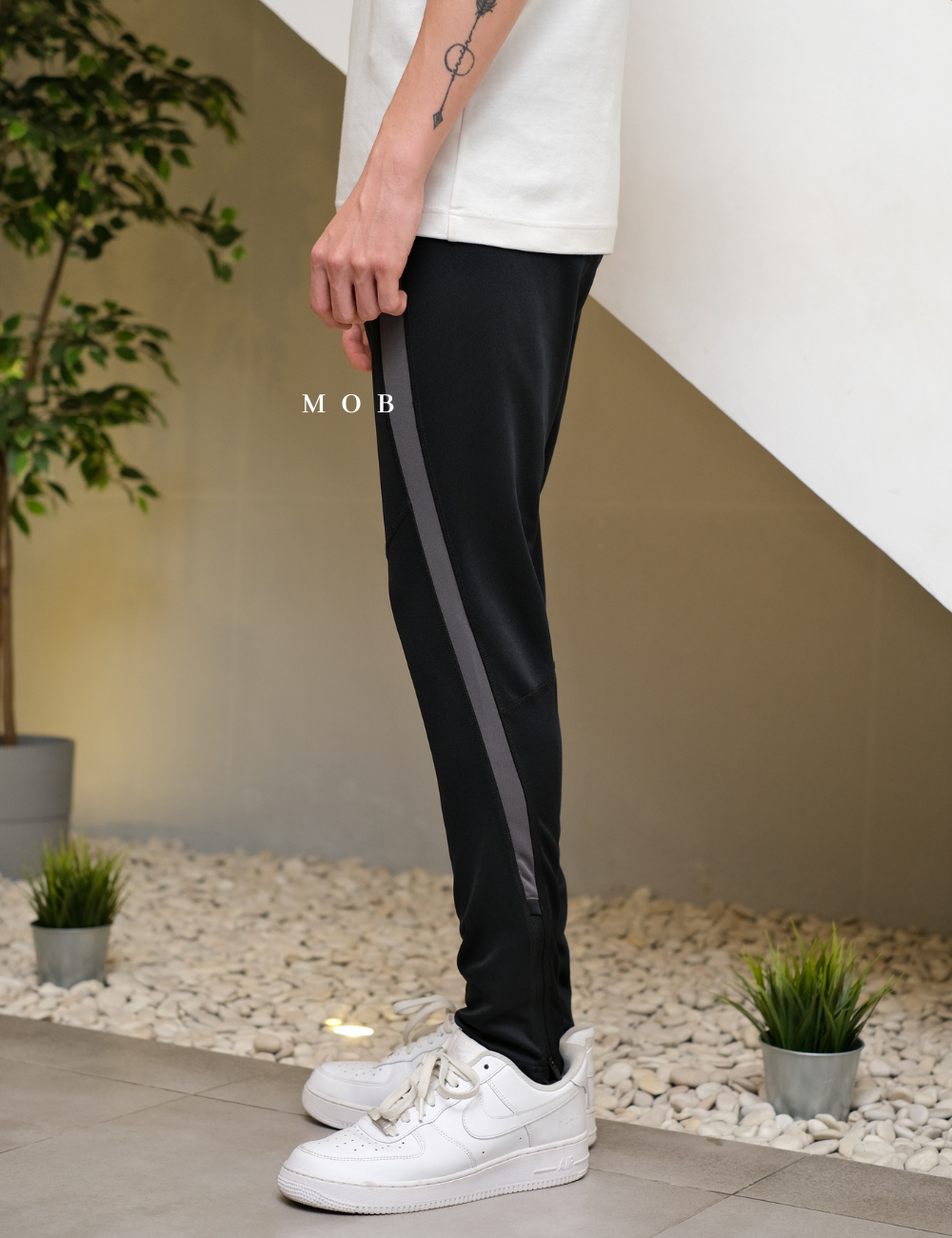 AIMPT04001 Track Pants Black