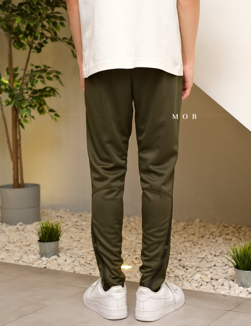 AIMPT04002 Track Pants Olive