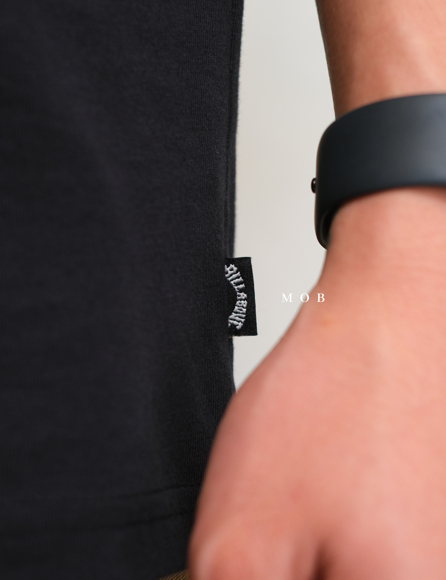BILLSST02008 Up Rise Black SS Tee